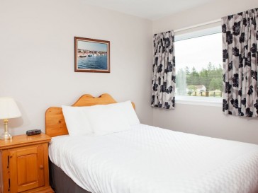 Deluxe Housekeeping Unit
